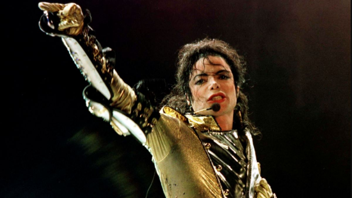 michael-jackson-death-anniversary-special-how-the-king-of-pop-reshaped-music-industry-with-his-trailblazing-songs-on-climate-change-racial-inequality-beat-it-bad-thriller-black-or-white-earth-song-billie-jean